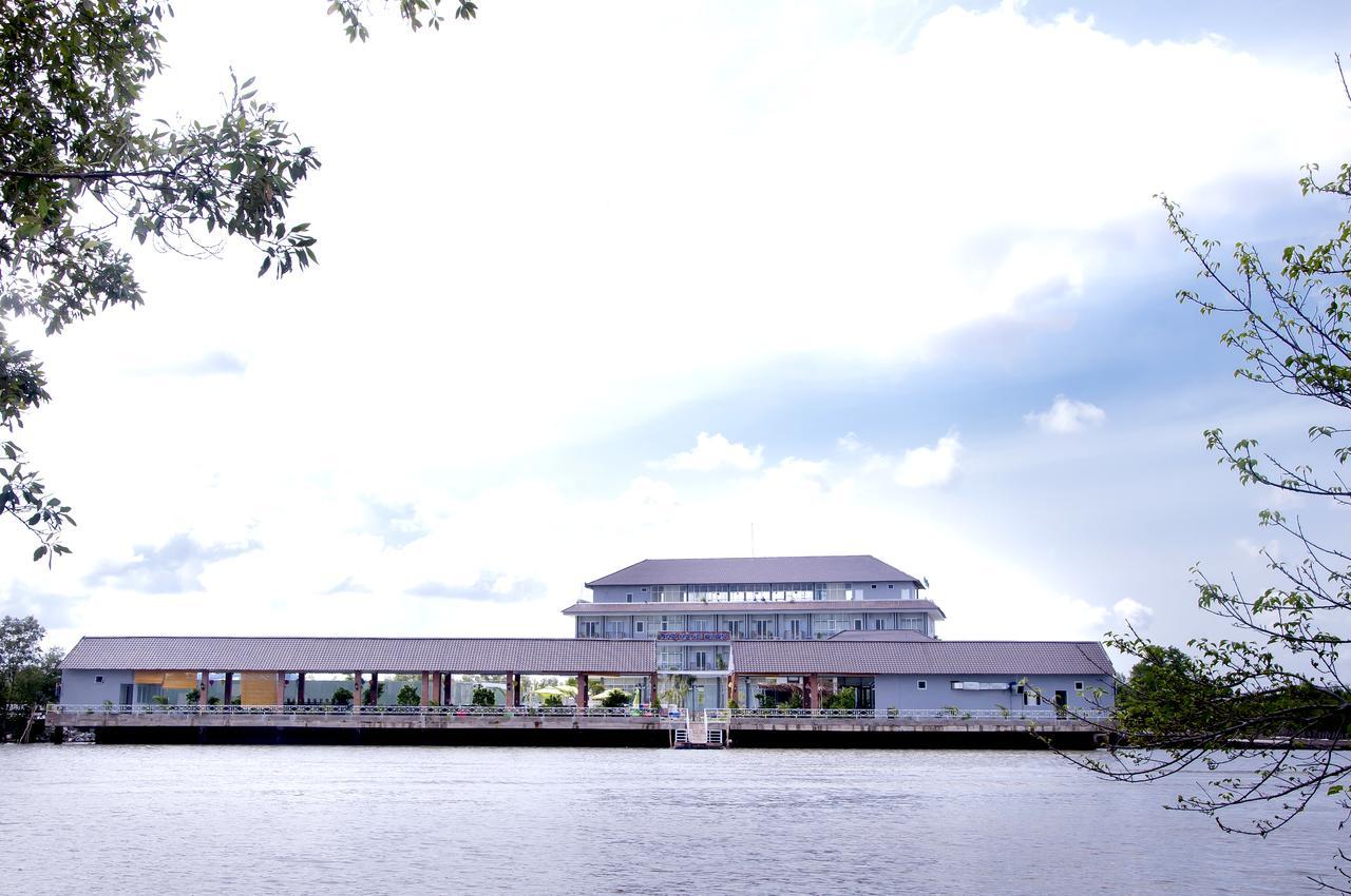 Ozon Hotel Nam Can Exterior foto